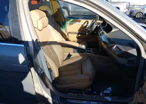 2006 BMW 750Li z USA, uszkodzony, nr VIN WBAHN83536DT62171